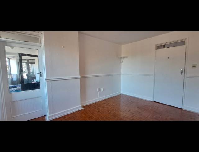2 BEDROOM SECTIONAL TITLE FOR SALE IN DURBAN CENTRAL